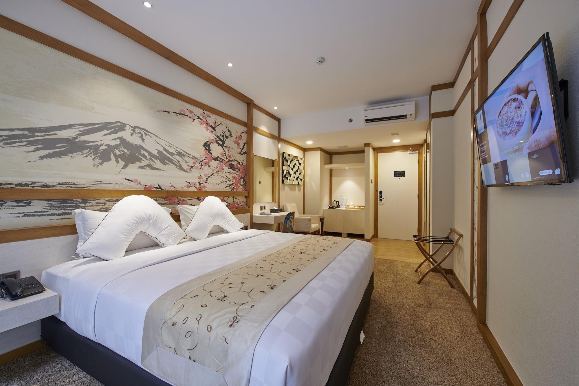 Verse Luxe Hotel Wahid Hasyim Jakarta Exterior photo